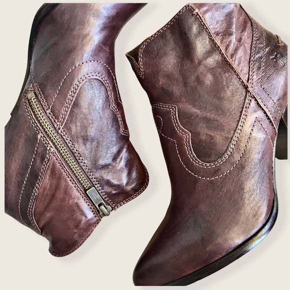 Frye Renee Seam Brown Leather Short Ankle Bootie - Picture 13 of 16